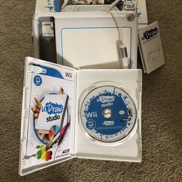 Wii uDraw GameTablet - White - Game Tablet w/ Draw Studio Disc in Original Box - Picture 2 of 2